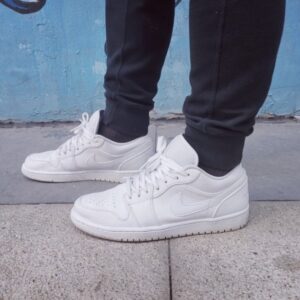 Nike Air Jordan 1 Low Triple White [553558 130]