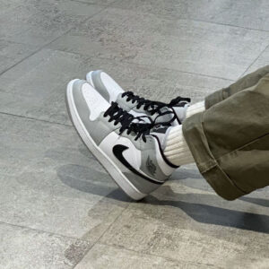 [554724-092] Giày Nike Air Jordan 1 Mid ‘Smoke Grey’