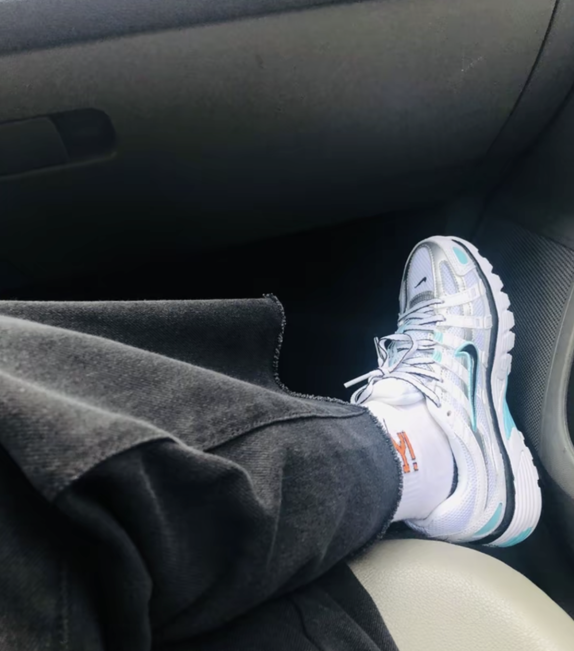 Ảnh màn hình 2025-10-14 lúc 15.16.30